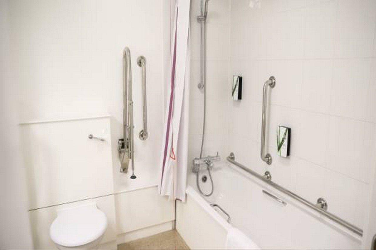 Premier Inn Chippenham Чипенхэм Экстерьер фото